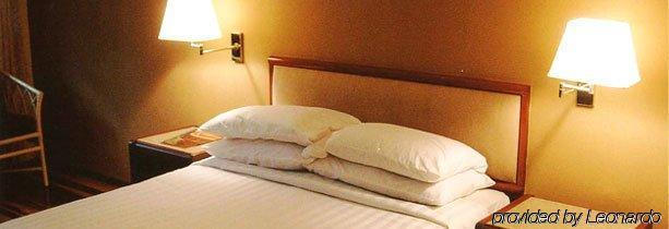 Duta Sands Beach Resort Kuantan Chambre photo