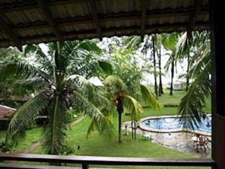 Duta Sands Beach Resort Kuantan Extérieur photo